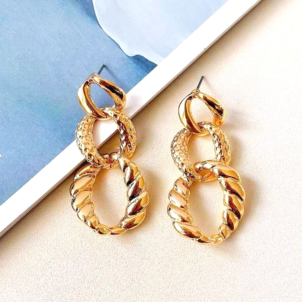 💯 ¡SOLO NUEVO!❗Aretes de Aros Entrelazados🌟