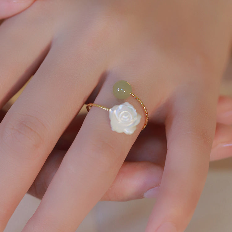 💯 ¡SOLO NUEVO!❗Anillo de rosa blanca y jade